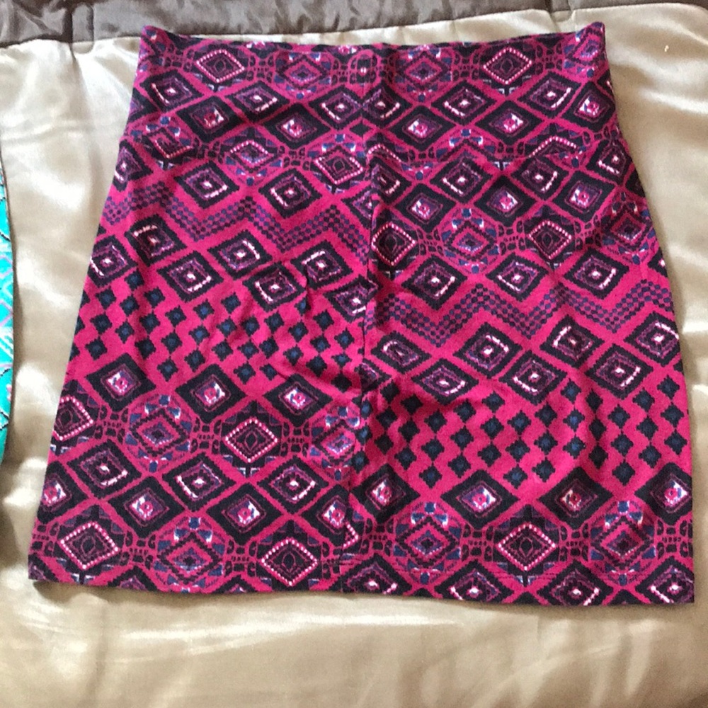 2 skirts - Picture 2 of 2